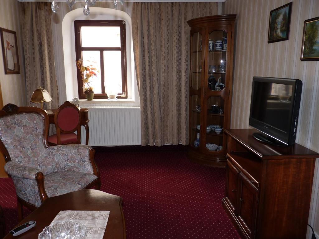 Hotel Zur Traube Freyburg Kamer foto